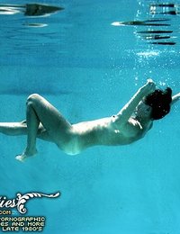 Vintage Female Shows Her Underwater Hairy Covering